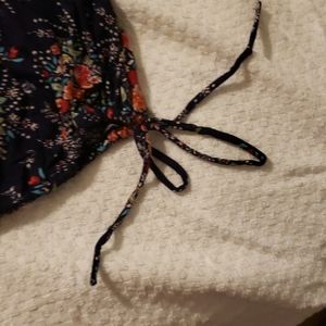 Delia's Size M Navy Blue lace floral top